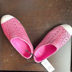 New Girl's Pink Sandals Size Y1.5